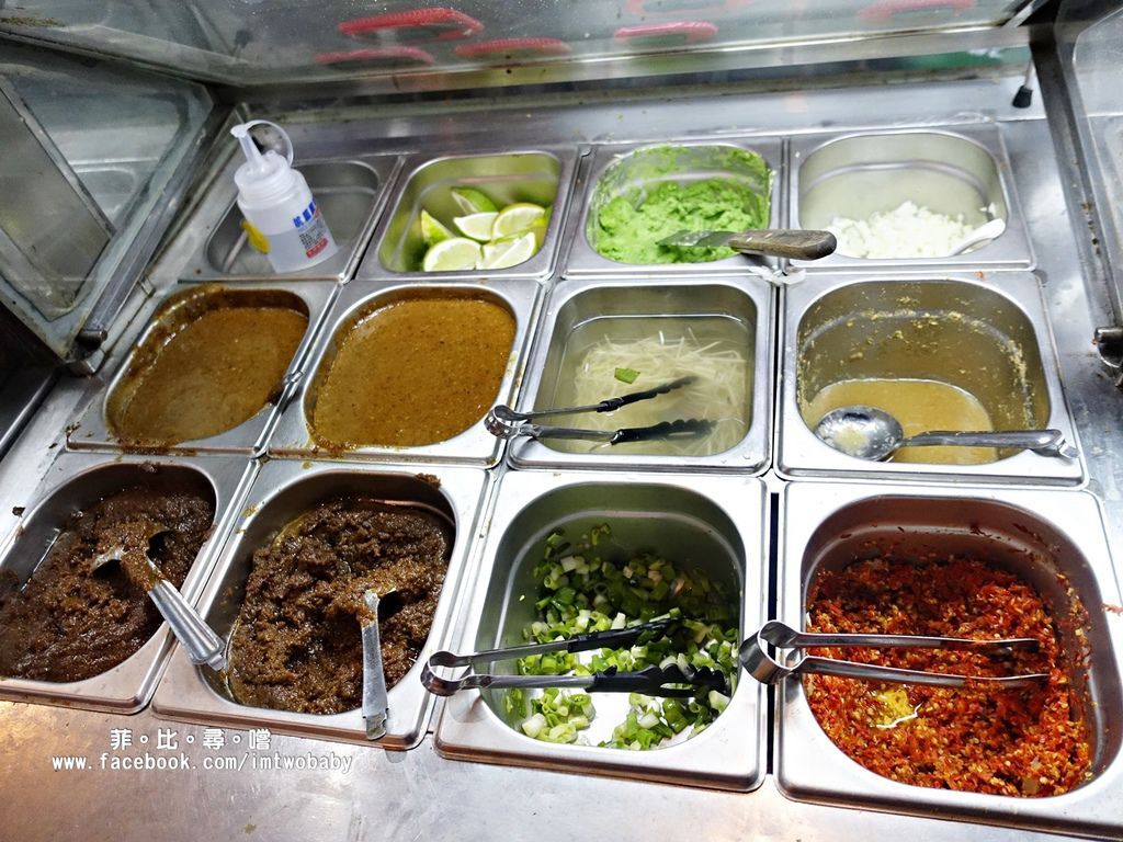 海寶城複合式碳烤 新北五股店 水道活海鮮/碳烤/火鍋吃到飽 泰國蝦、泥鰍、活魚、螃蟹各式高檔海鮮現撈現烤吃爽爽! @兔貝比的菲比尋嚐 海寶城複合式碳烤 新北五股店 水道活海鮮/碳烤/火鍋吃到飽 泰國蝦、泥鰍、活魚、螃蟹各式高檔海鮮現撈現烤吃爽爽! @兔貝比的菲比尋嚐