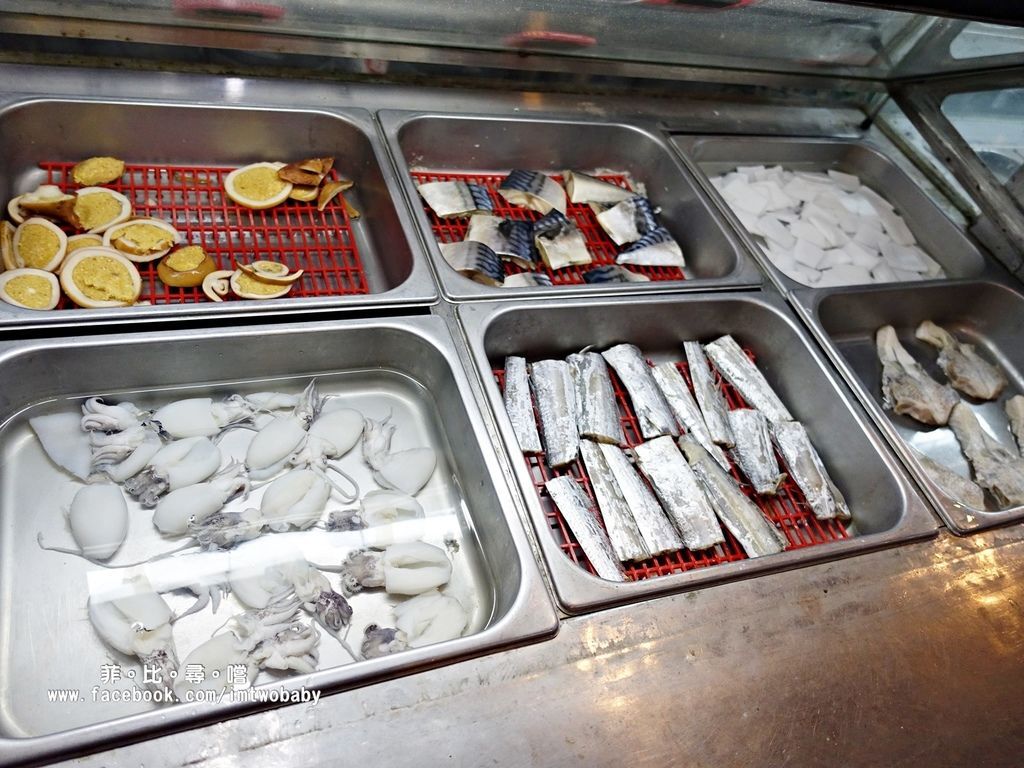 海寶城複合式碳烤 新北五股店 水道活海鮮/碳烤/火鍋吃到飽 泰國蝦、泥鰍、活魚、螃蟹各式高檔海鮮現撈現烤吃爽爽! @兔貝比的菲比尋嚐 海寶城複合式碳烤 新北五股店 水道活海鮮/碳烤/火鍋吃到飽 泰國蝦、泥鰍、活魚、螃蟹各式高檔海鮮現撈現烤吃爽爽! @兔貝比的菲比尋嚐