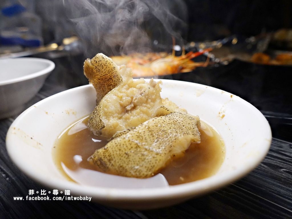 海寶城複合式碳烤 新北五股店 水道活海鮮/碳烤/火鍋吃到飽 泰國蝦、泥鰍、活魚、螃蟹各式高檔海鮮現撈現烤吃爽爽! @兔貝比的菲比尋嚐 海寶城複合式碳烤 新北五股店 水道活海鮮/碳烤/火鍋吃到飽 泰國蝦、泥鰍、活魚、螃蟹各式高檔海鮮現撈現烤吃爽爽! @兔貝比的菲比尋嚐