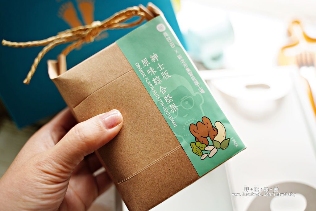 【彌月蛋糕推薦】有甘田&番尼豬FunnyPig攜手合作 金願滿溢彌月禮盒 傳達爸比、媽咪喜悅與感動 甜而不膩的幸福滋味! @兔貝比的菲比尋嚐 【彌月蛋糕推薦】有甘田&番尼豬FunnyPig攜手合作 金願滿溢彌月禮盒 傳達爸比、媽咪喜悅與感動 甜而不膩的幸福滋味! @兔貝比的菲比尋嚐