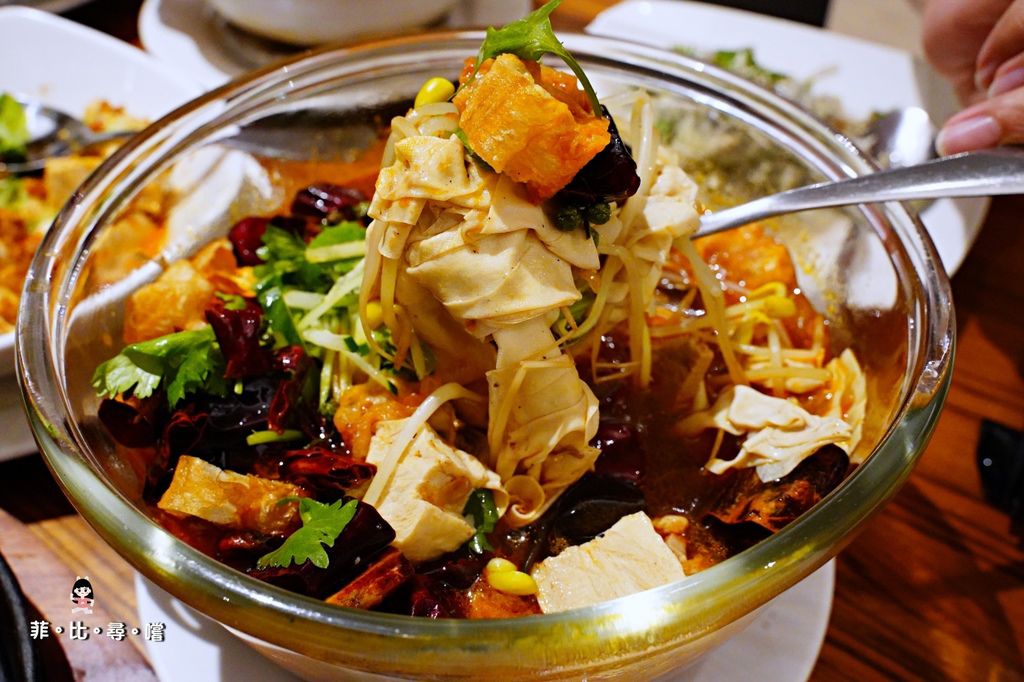 祥和蔬食料理-慶城店 2020年米其林必比登推薦蔬食餐廳 仿葷川味素食 麻、辣、鮮、香 道道都是精緻功夫菜! @兔貝比的菲比尋嚐 祥和蔬食料理-慶城店 2020年米其林必比登推薦蔬食餐廳 仿葷川味素食 麻、辣、鮮、香 道道都是精緻功夫菜! @兔貝比的菲比尋嚐