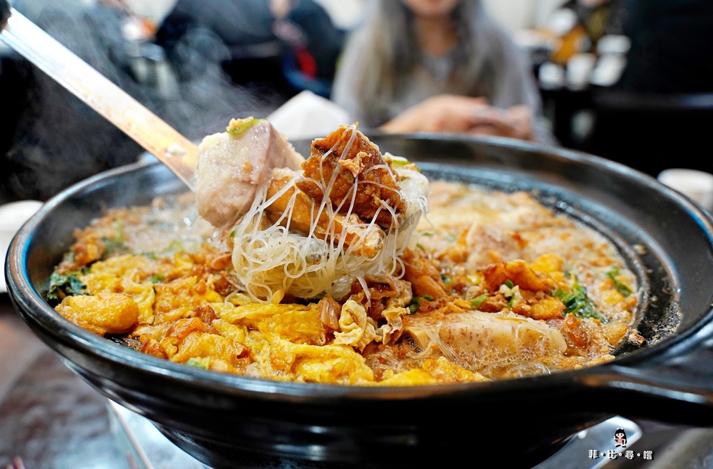 永春葉師傅瀟湘園忠孝本店 招牌雙色狗屁剁椒魚頭、古早味鯧魚米粉、孜然豬肋排 正宗湖南菜道地夠味!信義永春美食推薦 @兔貝比的菲比尋嚐 永春葉師傅瀟湘園忠孝本店 招牌雙色狗屁剁椒魚頭、古早味鯧魚米粉、孜然豬肋排 正宗湖南菜道地夠味!信義永春美食推薦 @兔貝比的菲比尋嚐