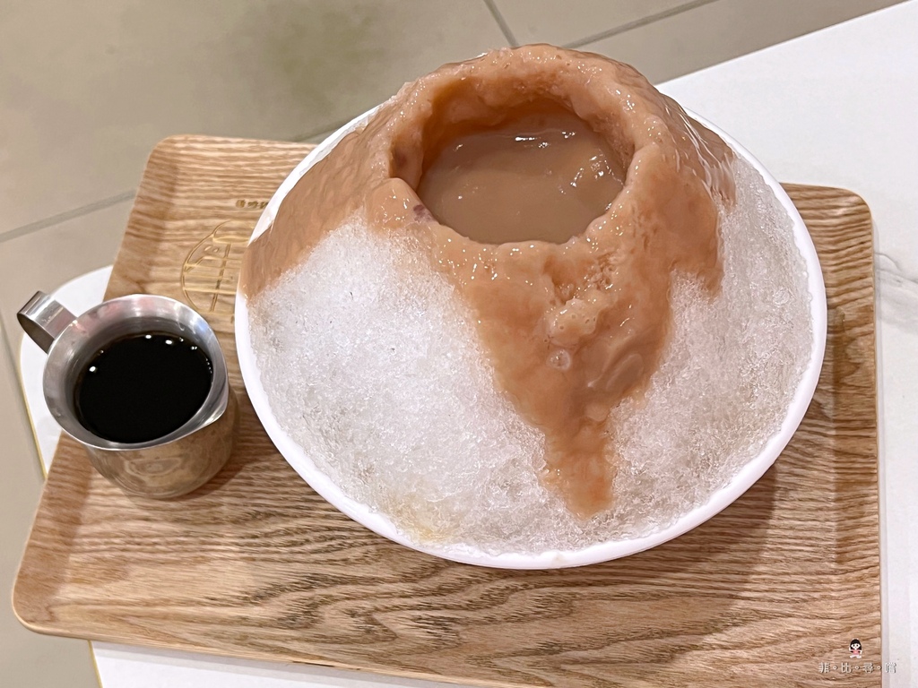 何家甜品鋪公館汀洲店 IG版上紅翻天的人氣冰店 網美視覺系雪花冰必點! @兔貝比的菲比尋嚐 何家甜品鋪公館汀洲店 IG版上紅翻天的人氣冰店 網美視覺系雪花冰必點! @兔貝比的菲比尋嚐
