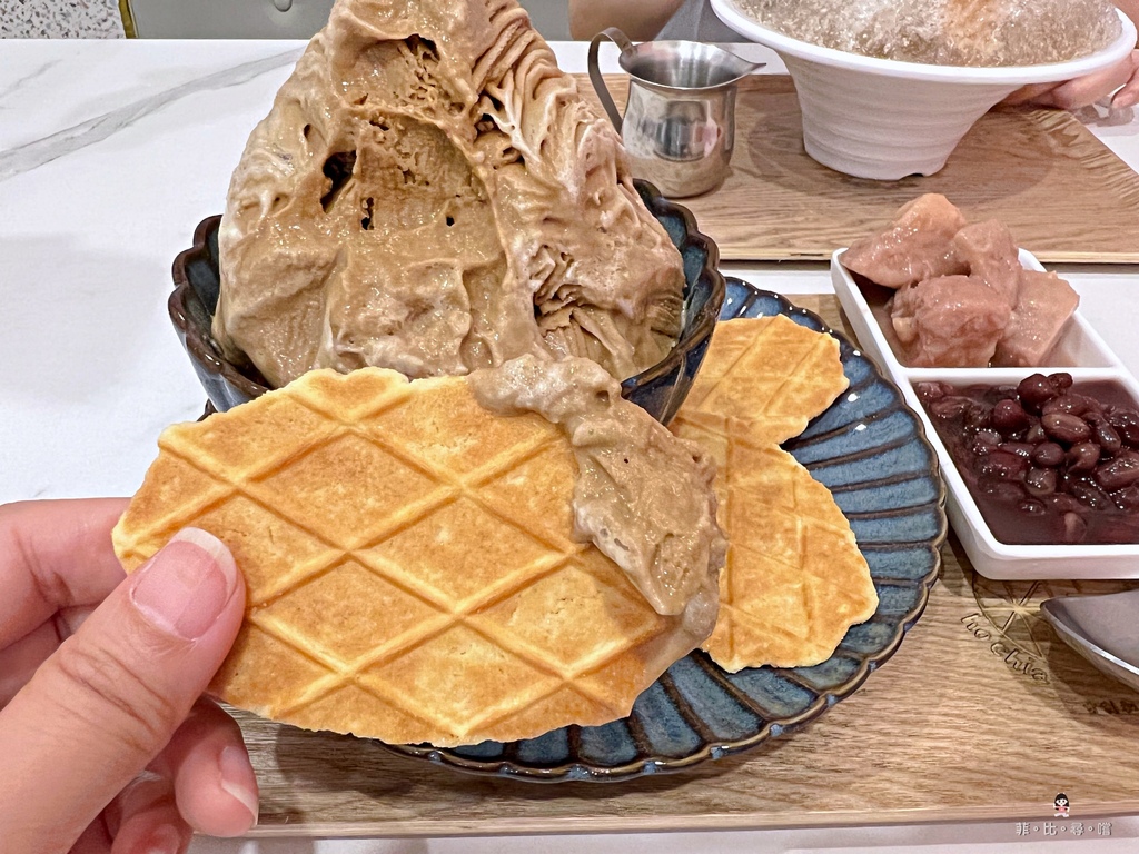 何家甜品鋪公館汀洲店 IG版上紅翻天的人氣冰店 網美視覺系雪花冰必點! @兔貝比的菲比尋嚐 何家甜品鋪公館汀洲店 IG版上紅翻天的人氣冰店 網美視覺系雪花冰必點! @兔貝比的菲比尋嚐