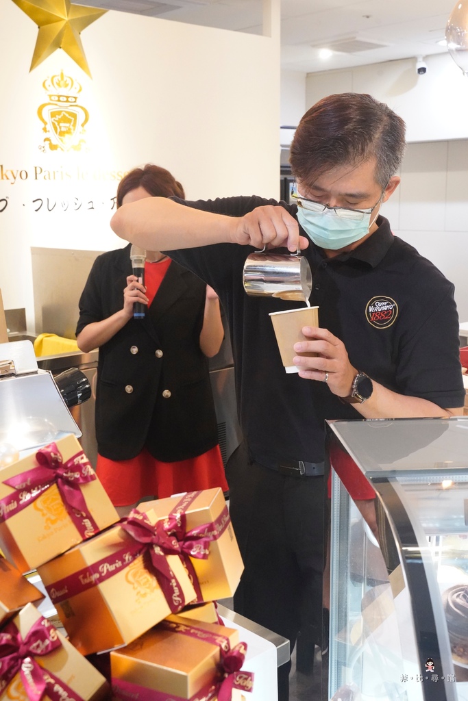 東京巴黎甜點忠孝店 鎮店之寶巴黎燒燉布蕾彌月首選 人氣甜點店在北車插旗啦! @兔貝比的菲比尋嚐 東京巴黎甜點忠孝店 鎮店之寶巴黎燒燉布蕾彌月首選 人氣甜點店在北車插旗啦! @兔貝比的菲比尋嚐