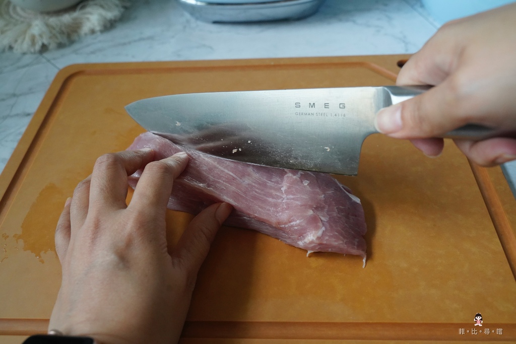 中秋月圓人團圓 雨天備案在家吃鍋 美美花畑鍋要配安心食材 家樂福優質肉品推薦! @兔貝比的菲比尋嚐 中秋月圓人團圓 雨天備案在家吃鍋 美美花畑鍋要配安心食材 家樂福優質肉品推薦! @兔貝比的菲比尋嚐