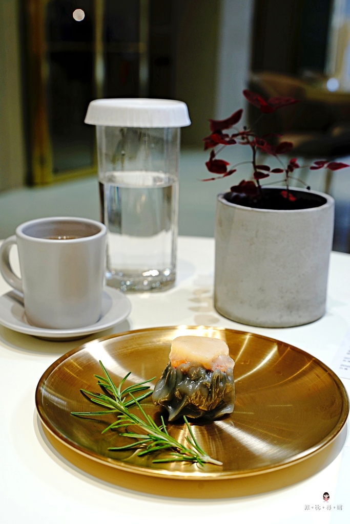 福寶寶概念店 門市試吃、彌月油飯預約諮詢 網美風格讓人以為來到精品咖啡廳 想賴著不走~ @兔貝比的菲比尋嚐 福寶寶概念店 門市試吃、彌月油飯預約諮詢 網美風格讓人以為來到精品咖啡廳 想賴著不走~ @兔貝比的菲比尋嚐