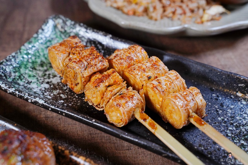 炭吉郎居酒屋 板橋超人氣串燒居酒屋推薦 私房料理驚艷舌尖擄獲味蕾！ @兔貝比的菲比尋嚐