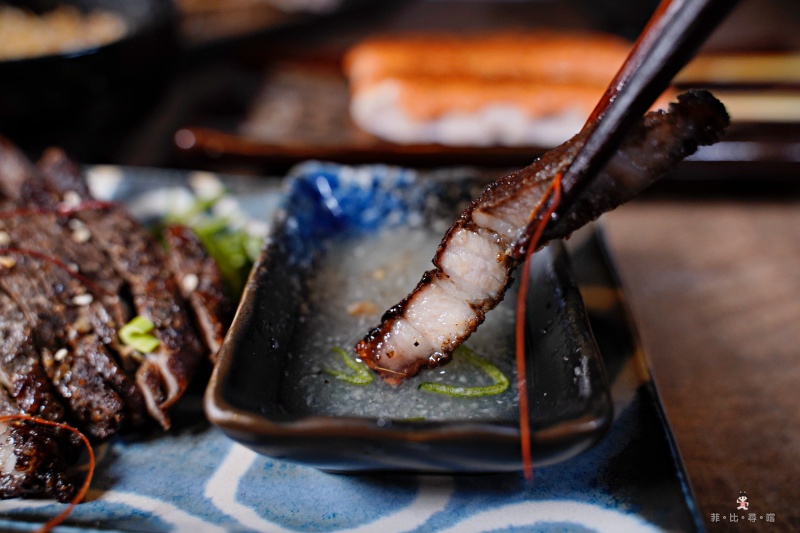 炭吉郎居酒屋 板橋超人氣串燒居酒屋推薦 私房料理驚艷舌尖擄獲味蕾！ @兔貝比的菲比尋嚐