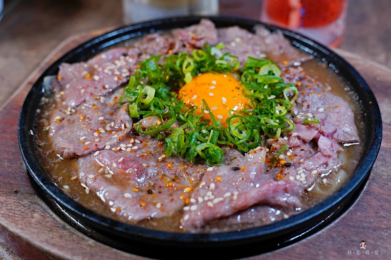炭吉郎居酒屋 板橋超人氣串燒居酒屋推薦 私房料理驚艷舌尖擄獲味蕾！ @兔貝比的菲比尋嚐