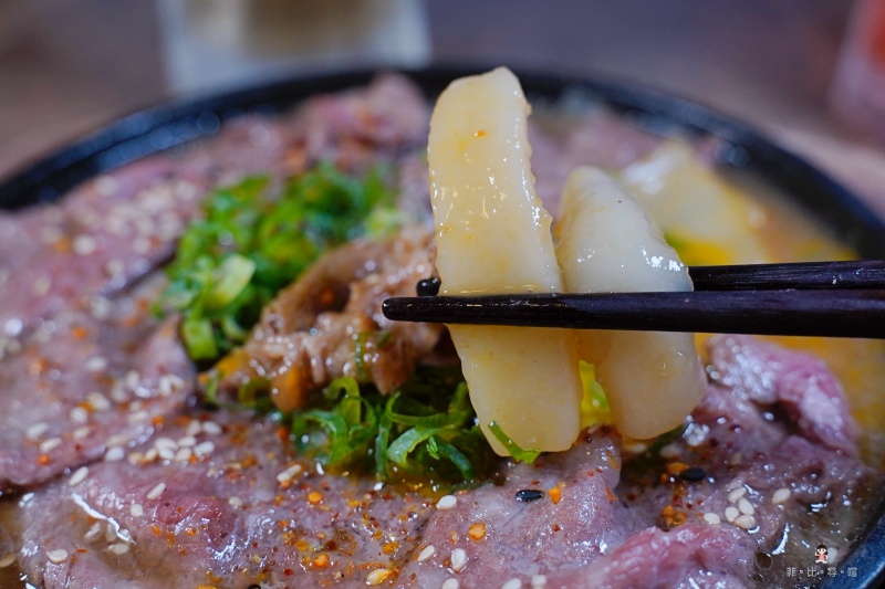炭吉郎居酒屋 板橋超人氣串燒居酒屋推薦 私房料理驚艷舌尖擄獲味蕾！ @兔貝比的菲比尋嚐