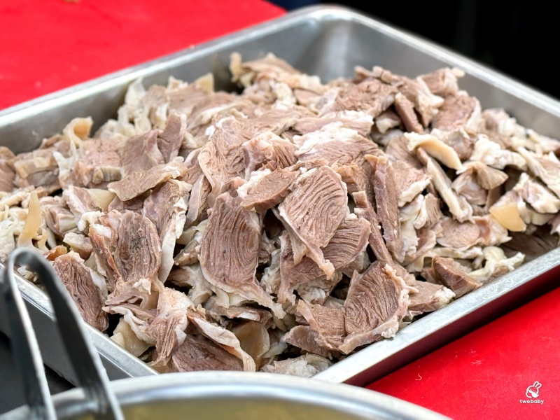 環南米苔目 滷肉飯、燙青菜只要30元 黑白切50元 超佛心的銅板美食! @兔貝比的菲比尋嚐 環南米苔目 滷肉飯、燙青菜只要30元 黑白切50元 超佛心的銅板美食! @兔貝比的菲比尋嚐