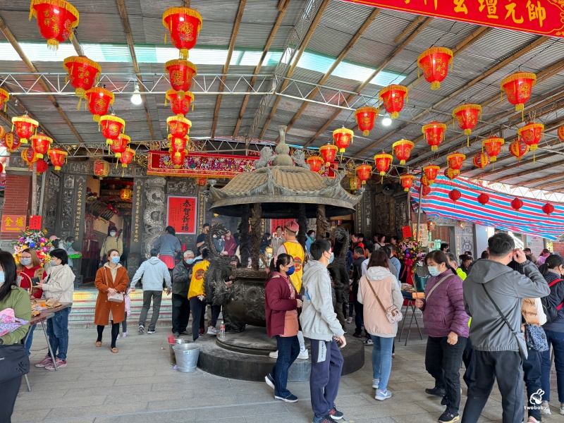 全台最古老的財神爺廟 南崁五福宮 國家3級古蹟 開臺玄壇元帥 鎮廟之寶求財超靈驗! @兔貝比的菲比尋嚐 全台最古老的財神爺廟 南崁五福宮 國家3級古蹟 開臺玄壇元帥 鎮廟之寶求財超靈驗! @兔貝比的菲比尋嚐