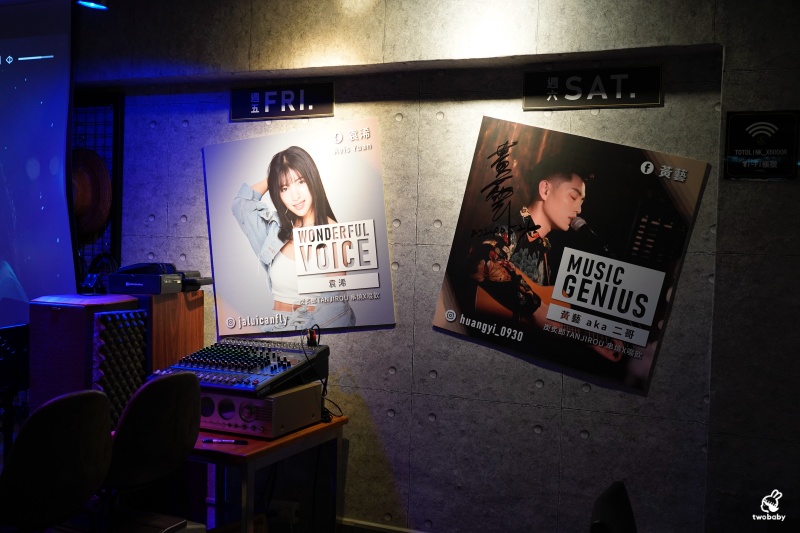 炭炙郎TANJIROU 串燒X啜飲 大口吃肉大口喝酒還有駐唱歌手LIVE演唱 暗光鳥最愛深夜食堂！ @兔貝比的菲比尋嚐
