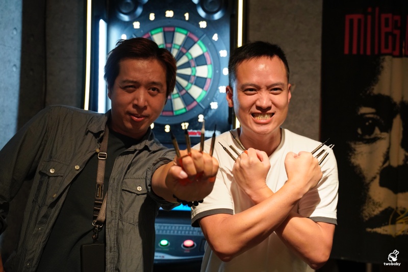 炭炙郎TANJIROU 串燒X啜飲 大口吃肉大口喝酒還有駐唱歌手LIVE演唱 暗光鳥最愛深夜食堂！ @兔貝比的菲比尋嚐