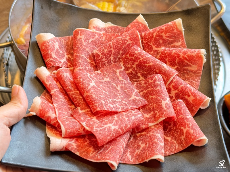 新馬辣經典麻辣鍋昆明店 798元就有和牛吃到飽 哈根達斯16種口味 實現冰淇淋自由啦!壽星限定加碼美國神仙牛吃到飽 @兔貝比的菲比尋嚐 新馬辣經典麻辣鍋昆明店 798元就有和牛吃到飽 哈根達斯16種口味 實現冰淇淋自由啦!壽星限定加碼美國神仙牛吃到飽 @兔貝比的菲比尋嚐