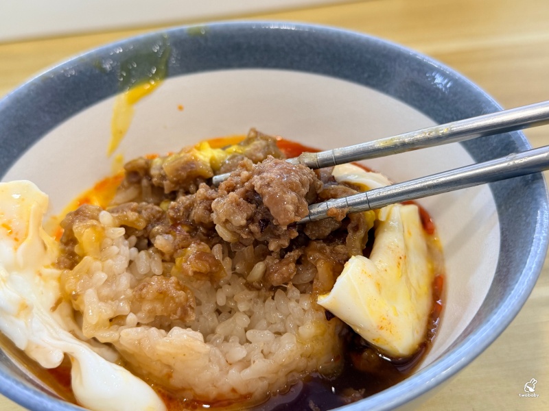 板橋祖傳筒仔米糕 祖傳40年古早味的銅板小吃 半熟蛋筒仔米糕必吃！ @兔貝比的菲比尋嚐
