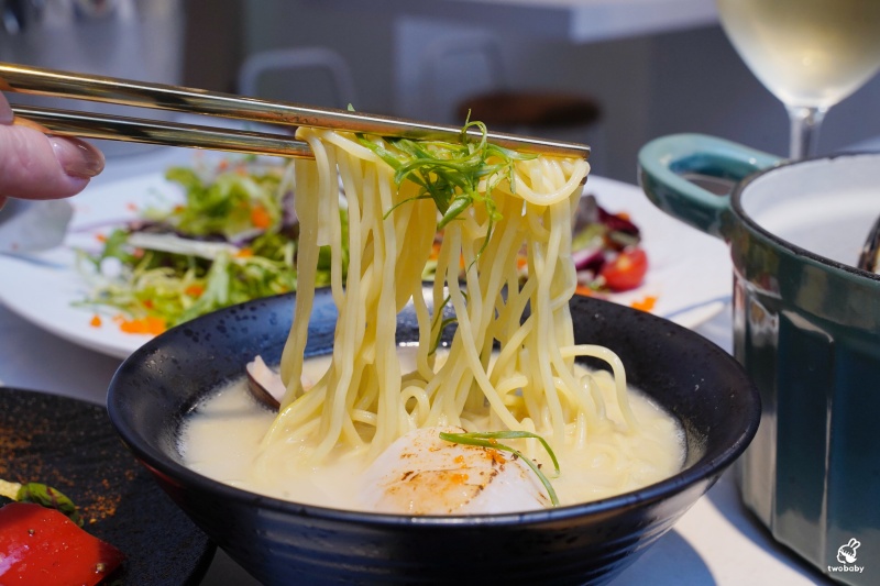 She’ll Oyster bar 敘 空運活體生蠔新鮮平價CP值破表 超狂生蠔塔想吃不用飛廣島 搭捷運就吃得到囉! @兔貝比的菲比尋嚐 She’ll Oyster bar 敘 空運活體生蠔新鮮平價CP值破表 超狂生蠔塔想吃不用飛廣島 搭捷運就吃得到囉! @兔貝比的菲比尋嚐