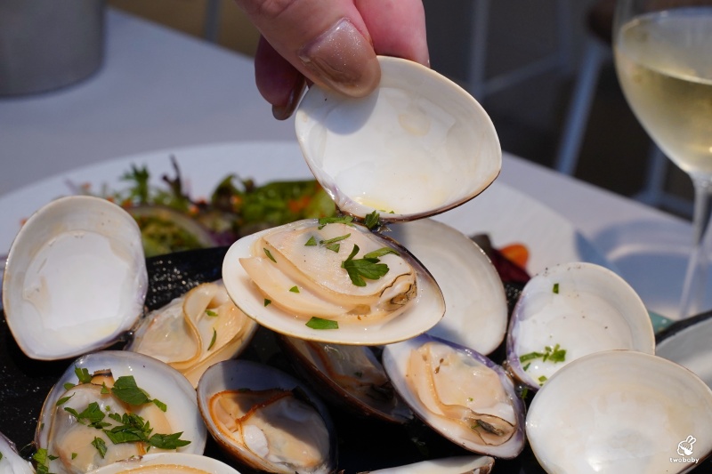 She’ll Oyster bar 敘 空運活體生蠔新鮮平價CP值破表 超狂生蠔塔想吃不用飛廣島 搭捷運就吃得到囉! @兔貝比的菲比尋嚐 She’ll Oyster bar 敘 空運活體生蠔新鮮平價CP值破表 超狂生蠔塔想吃不用飛廣島 搭捷運就吃得到囉! @兔貝比的菲比尋嚐
