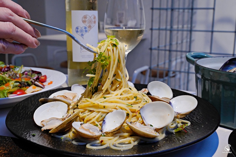 She’ll Oyster bar 敘 空運活體生蠔新鮮平價CP值破表 超狂生蠔塔想吃不用飛廣島 搭捷運就吃得到囉! @兔貝比的菲比尋嚐 She’ll Oyster bar 敘 空運活體生蠔新鮮平價CP值破表 超狂生蠔塔想吃不用飛廣島 搭捷運就吃得到囉! @兔貝比的菲比尋嚐