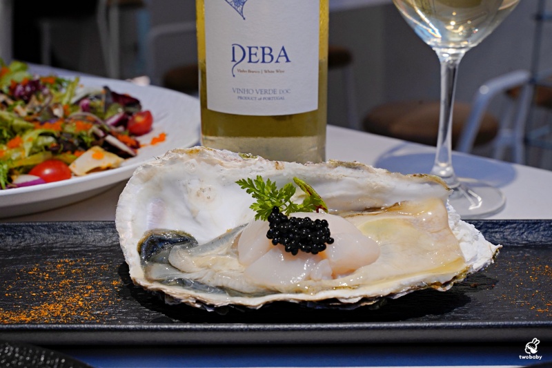 She&rsquo;ll Oyster bar 敘 空運活體生蠔新鮮平價CP值破表 超狂生蠔塔想吃不用飛廣島 搭捷運就吃得到囉！ @兔貝比的菲比尋嚐