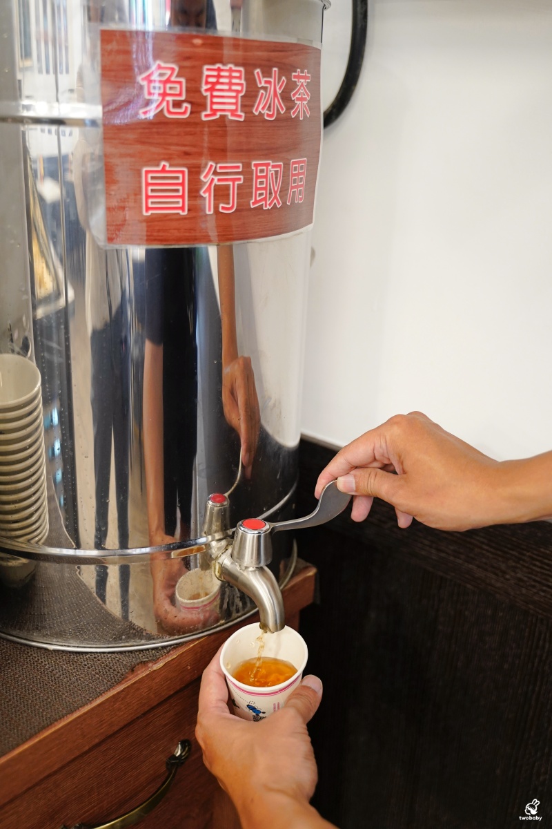 九添福牛肉麵館 2023台北牛肉麵節銅牌獎 紅燒牛肉麵量多肉大塊超滿足 還有牛肉燥飯也很推! @兔貝比的菲比尋嚐 九添福牛肉麵館 2023台北牛肉麵節銅牌獎 紅燒牛肉麵量多肉大塊超滿足 還有牛肉燥飯也很推! @兔貝比的菲比尋嚐