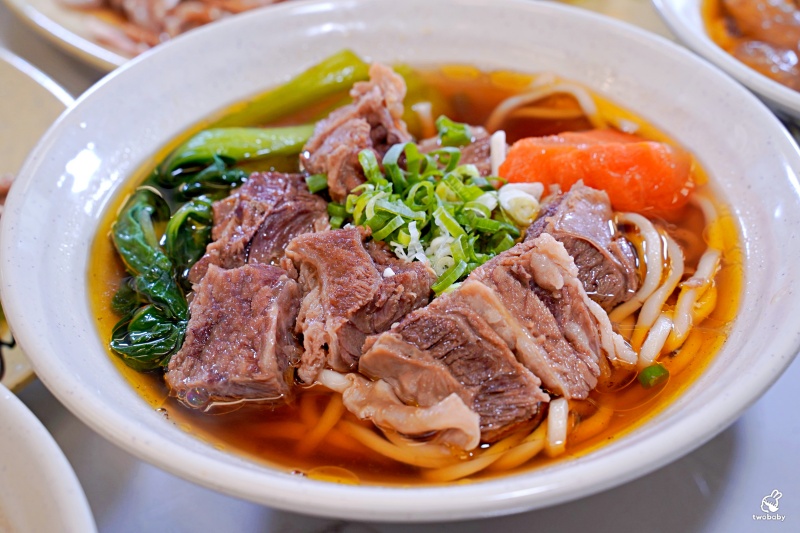 九添福牛肉麵館 2023台北牛肉麵節銅牌獎 紅燒牛肉麵量多肉大塊超滿足 還有牛肉燥飯也很推! @兔貝比的菲比尋嚐 九添福牛肉麵館 2023台北牛肉麵節銅牌獎 紅燒牛肉麵量多肉大塊超滿足 還有牛肉燥飯也很推! @兔貝比的菲比尋嚐
