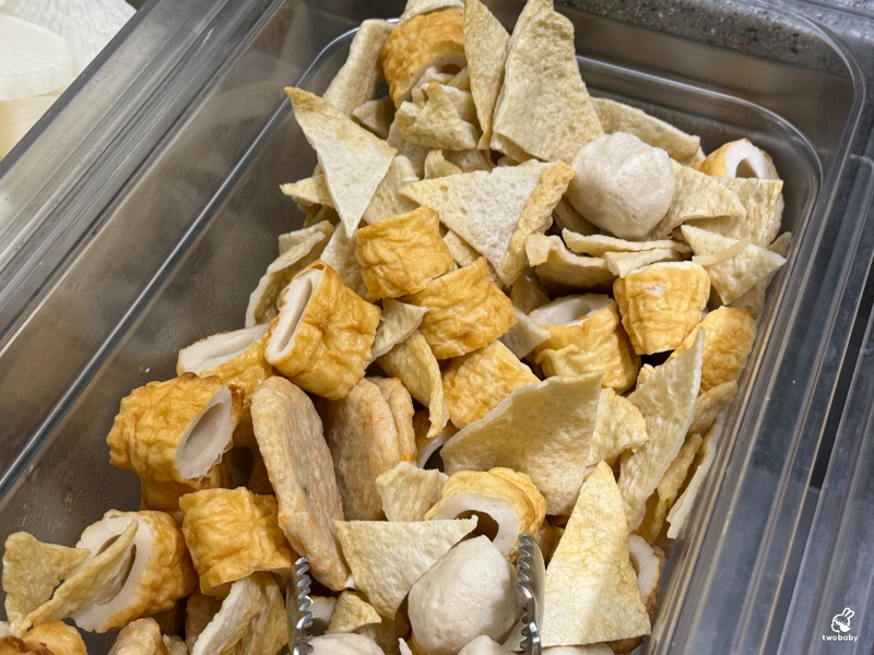 甩鍋雞韓式炒雞吃到飽西門店 歡慶周年只要399元 不分平假日可享8種炒雞和韓式經典料理吃到飽！ @兔貝比的菲比尋嚐