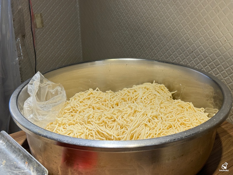 金香豬腳涼麵 行天宮人氣小吃 被涼麵耽誤的豬腳店 豬腳尬涼麵超涮嘴! @兔貝比的菲比尋嚐 金香豬腳涼麵 行天宮人氣小吃 被涼麵耽誤的豬腳店 豬腳尬涼麵超涮嘴! @兔貝比的菲比尋嚐