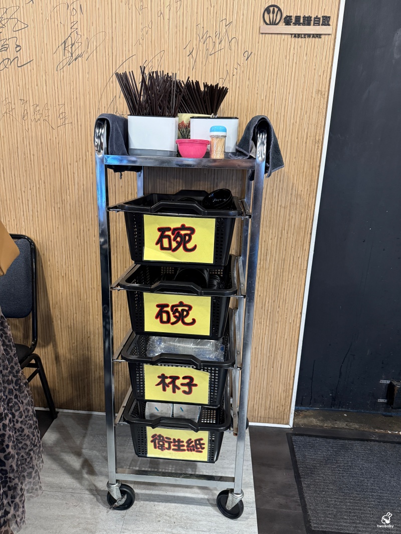 萬里古早風味甕仔雞 金黃脆皮甕仔雞肉嫩多汁一吃就愛上 二訪單點菜色推薦! @兔貝比的菲比尋嚐 萬里古早風味甕仔雞 金黃脆皮甕仔雞肉嫩多汁一吃就愛上 二訪單點菜色推薦! @兔貝比的菲比尋嚐