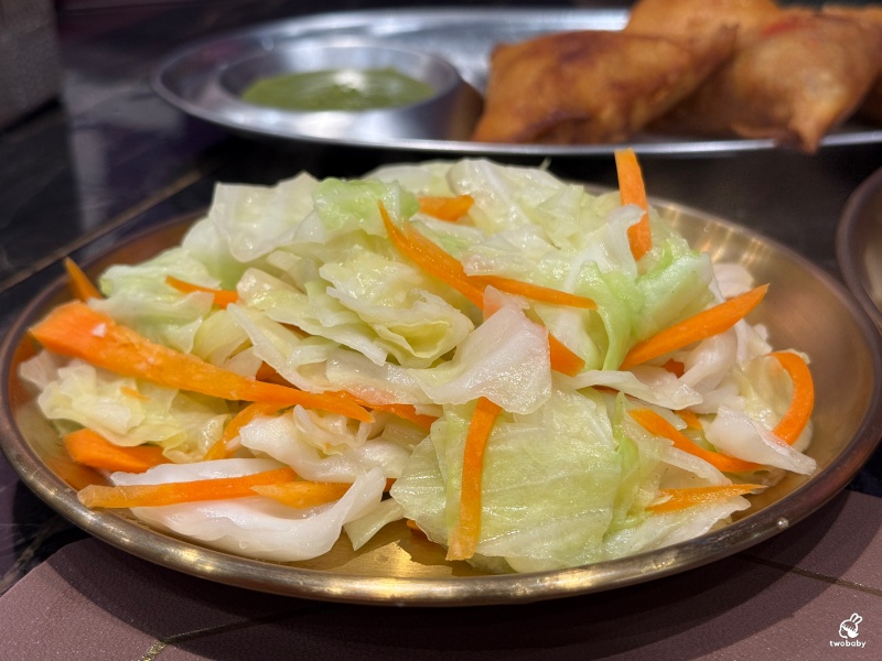 奪愛印度特色料理 30年老字號 台北最值得品嚐的印度料理 商業午餐200元就能吃到！ @兔貝比的菲比尋嚐