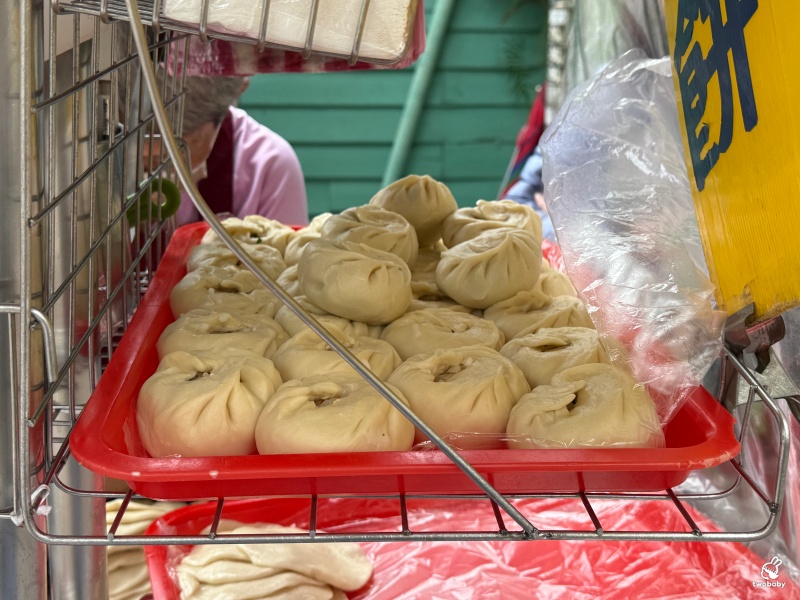 古亭佳味蘿蔔絲餅豆沙餅 熱賣40年銅板小吃 一開店就大排長龍! @兔貝比的菲比尋嚐 古亭佳味蘿蔔絲餅豆沙餅 熱賣40年銅板小吃 一開店就大排長龍! @兔貝比的菲比尋嚐