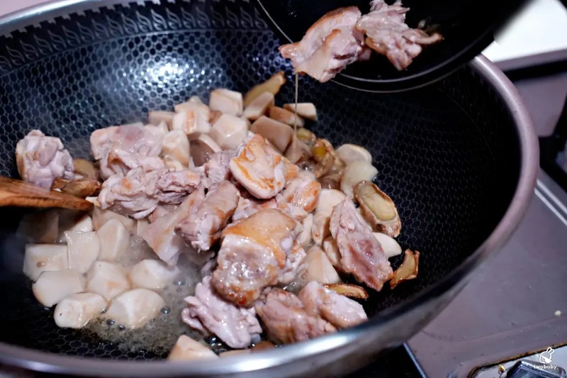 零廚藝料理 簡易版麻油雞飯 冬天進補真輕鬆！ @兔貝比的菲比尋嚐