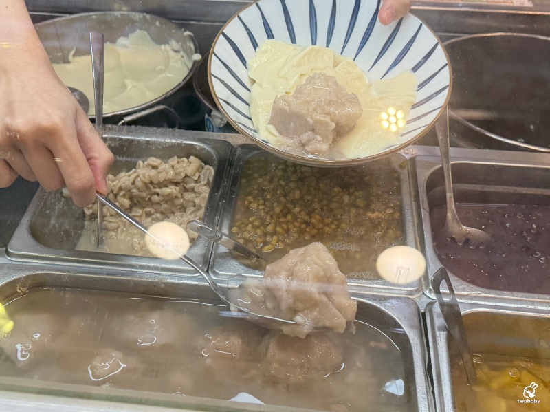 五倍大的芋圓你吃過嗎？ 每日限定巨無霸芋圓晚來就沒囉！ @兔貝比的菲比尋嚐