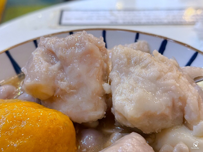 五倍大的芋圓你吃過嗎？ 每日限定巨無霸芋圓晚來就沒囉！ @兔貝比的菲比尋嚐