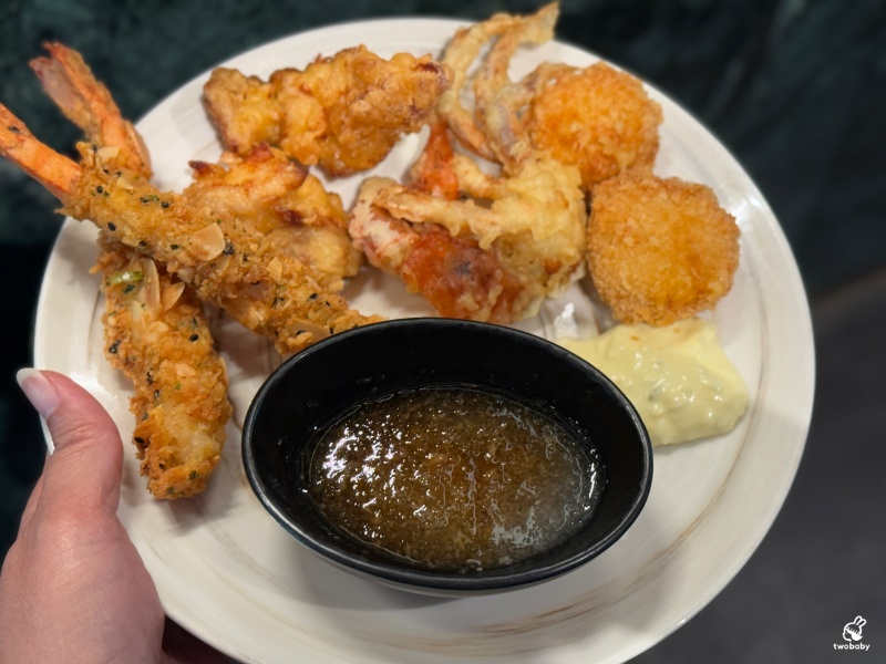 INPARADISE饗饗新莊店 新北最美高空360度環景的buffet餐廳 8大餐區現做美食一次滿足！平日午餐和下午茶差別在哪？ @兔貝比的菲比尋嚐