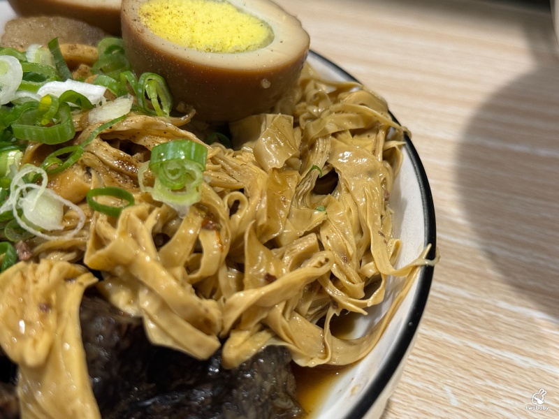 今日子涼面 文青風日系小店 必點招牌麻醬涼麵 大推被涼麵耽誤的熱切滷味！ @兔貝比的菲比尋嚐