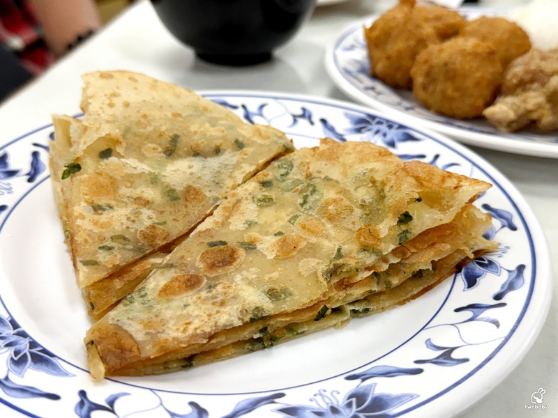 台電勵進酸菜白肉鍋 60年老字號的酸菜白肉鍋 600元吃到飽 還免收服務費! @兔貝比的菲比尋嚐 台電勵進酸菜白肉鍋 60年老字號的酸菜白肉鍋 600元吃到飽 還免收服務費! @兔貝比的菲比尋嚐