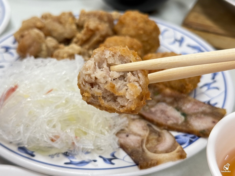 台電勵進酸菜白肉鍋 60年老字號的酸菜白肉鍋 600元吃到飽 還免收服務費! @兔貝比的菲比尋嚐 台電勵進酸菜白肉鍋 60年老字號的酸菜白肉鍋 600元吃到飽 還免收服務費! @兔貝比的菲比尋嚐