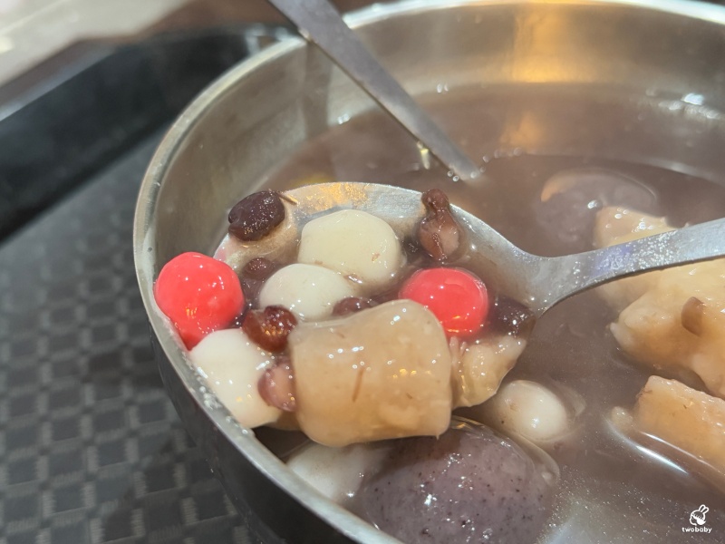 土城美食｜土城芋頭之家 綿密香甜的芋頭大塊滿足 一年四季都吃得到！ @兔貝比的菲比尋嚐