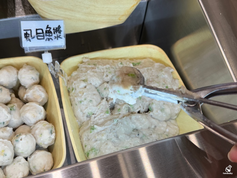 老先覺麻辣窯燒鍋PLUS新莊中原店 推出全新2.0升級版 平日午餐限定＋38元 蔬食火鍋料飲料自助吃到飽！ @兔貝比的菲比尋嚐