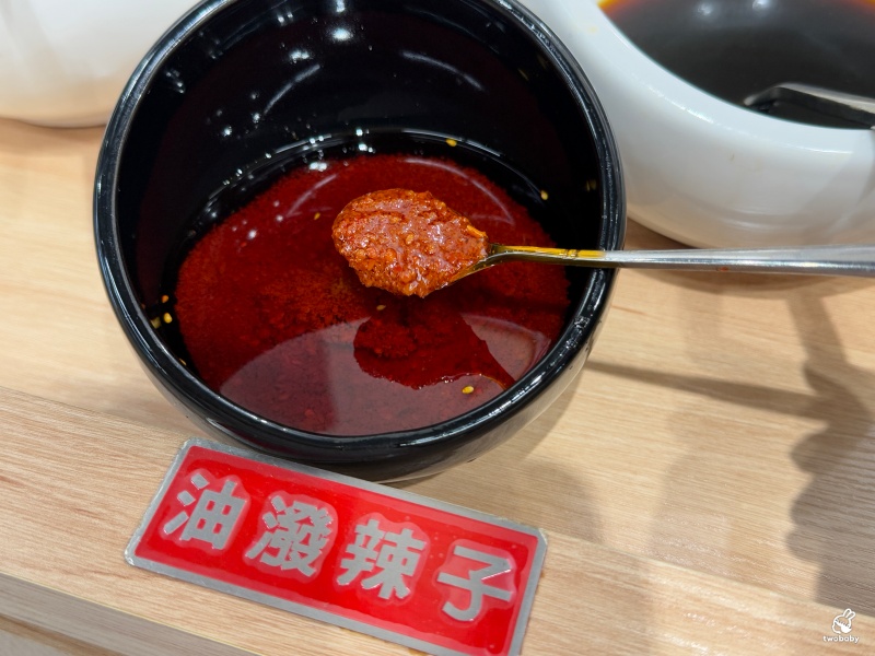 老先覺麻辣窯燒鍋PLUS新莊中原店 推出全新2.0升級版 平日午餐限定＋38元 蔬食火鍋料飲料自助吃到飽！ @兔貝比的菲比尋嚐