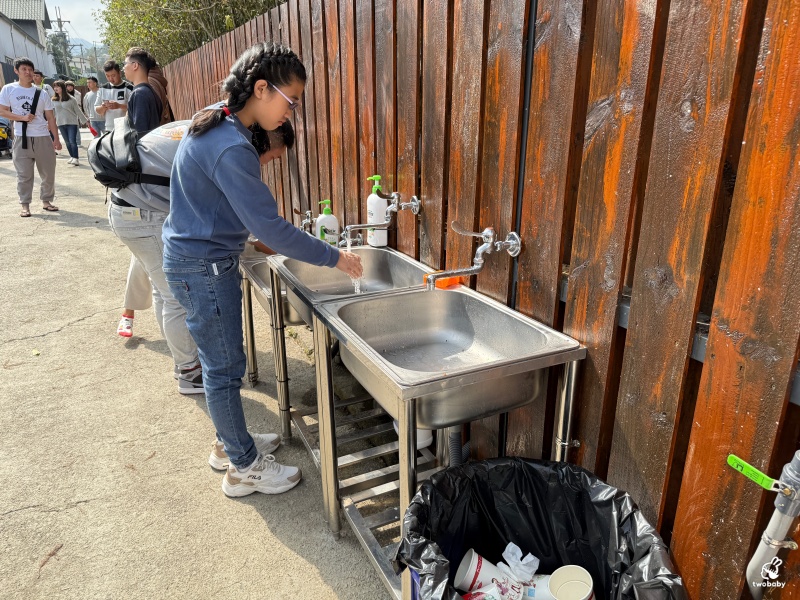 南投埔里景點|水与松萌萌園 零距離跟可愛動物互動與餵食 門票還送小點心! @兔貝比的菲比尋嚐 南投埔里景點|水与松萌萌園 零距離跟可愛動物互動與餵食 門票還送小點心! @兔貝比的菲比尋嚐