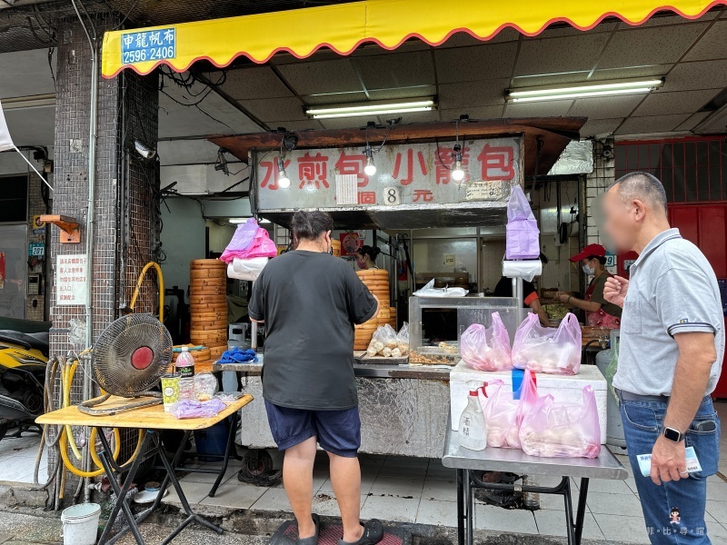 小籠包1顆只賣8元 佛系的銅板美食 大家都是10-20顆帶走! @兔貝比的菲比尋嚐 小籠包1顆只賣8元 佛系的銅板美食 大家都是10-20顆帶走! @兔貝比的菲比尋嚐