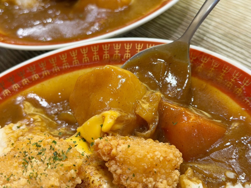 小吉咖哩 文化店 咖哩飯吃到飽只要140元起 加飯加麵加咖哩通通免費！ @兔貝比的菲比尋嚐