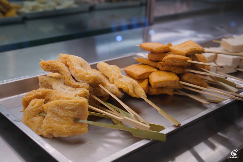 柒息地串燒居酒屋三重自強店 串燒只要19元起 舒適的環境卻只要夜市的價格 一間專屬台灣人的串燒居酒屋！ @兔貝比的菲比尋嚐