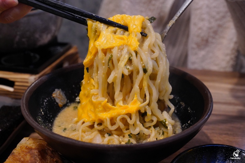 柒息地串燒居酒屋三重自強店 串燒只要19元起 舒適的環境卻只要夜市的價格 一間專屬台灣人的串燒居酒屋！ @兔貝比的菲比尋嚐