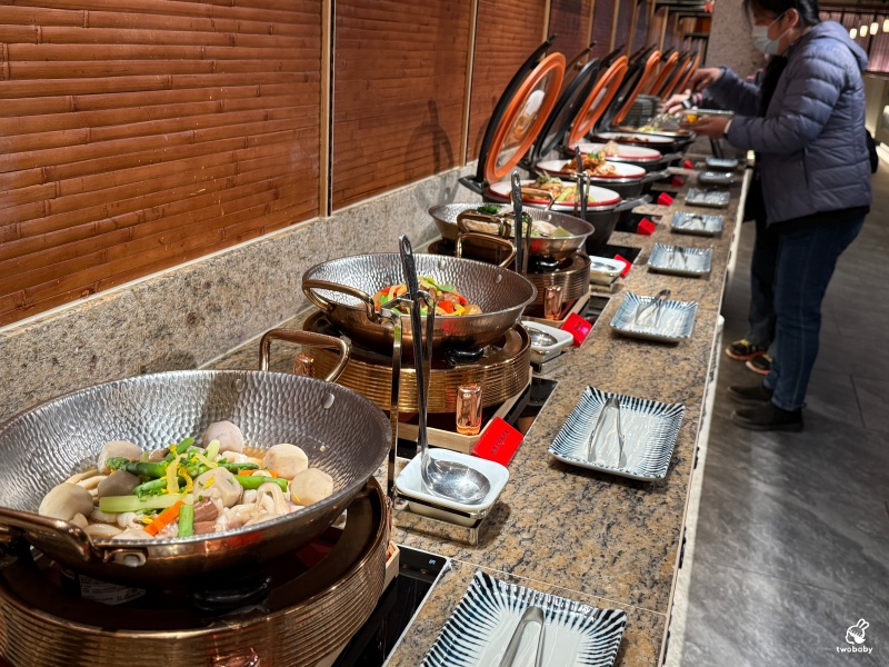 NAGOMI和食饗宴 台北最強日料吃到飽 從午餐一路吃到下午茶 3.5H悠閒用餐就是爽！ @兔貝比的菲比尋嚐