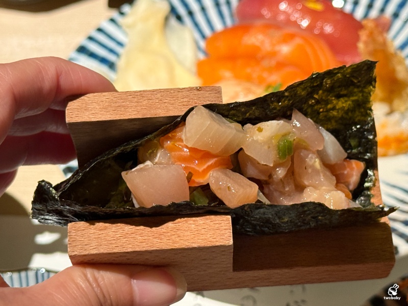 NAGOMI和食饗宴 台北最強日料吃到飽 從午餐一路吃到下午茶 3.5H悠閒用餐就是爽！ @兔貝比的菲比尋嚐