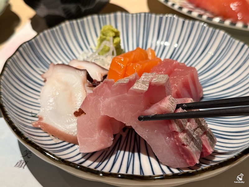 NAGOMI和食饗宴 台北最強日料吃到飽 從午餐一路吃到下午茶 3.5H悠閒用餐就是爽！ @兔貝比的菲比尋嚐